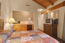 Howard Johnson Monterey Buitenkant foto
