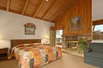 Howard Johnson Monterey Buitenkant foto