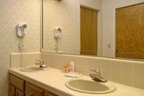 Howard Johnson Monterey Buitenkant foto