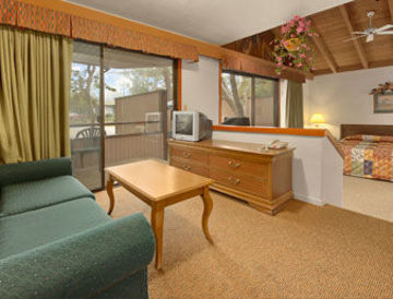 Howard Johnson Monterey Buitenkant foto